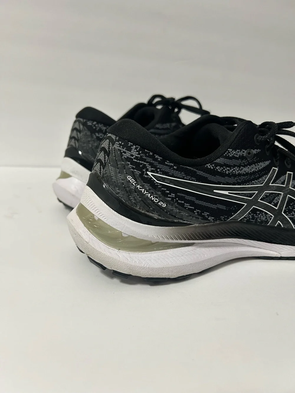 ASICS GEL-Kayano 29 Running Shoes W12 Men 10 Black Cushioned Stability Sneakers